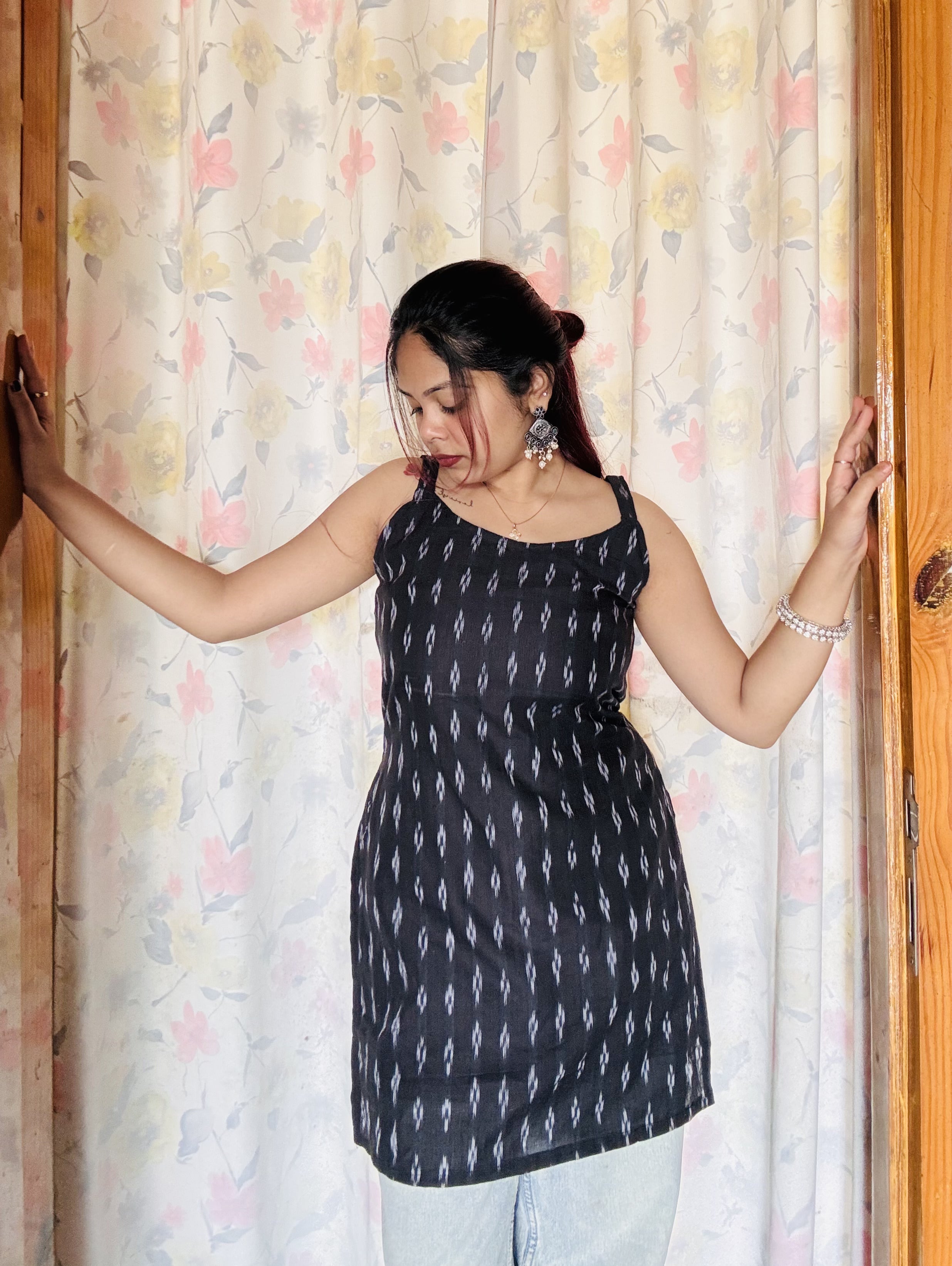Detachable Shoulder Corset Kurti