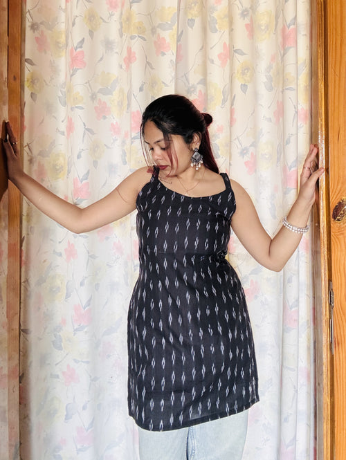 Detachable Shoulder Corset Kurti